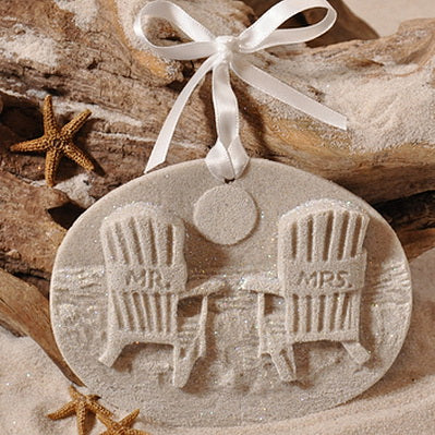 Mr and Mrs beach chairs ornament by the sand store