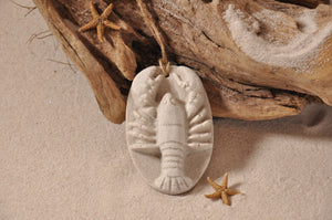 LOBSTER ORNAMENT, SHELLFISH SAND ORNAMENT, TROPICAL SEASIDE ORNAMENT, COASTAL BEACH GIFT, MADE IN FLORIDA, BEACH LOVER GIFTS, BEACH SAND KEEPSAKES, VACATION SOUVENIR, GIFT SHOP OWNERS, PROMOTIONAL ITEMS, PARTY FAVOR, SPECIAL EVENT, COLLECTIBLES, HAND-CRAFTED, FUNDRAISER