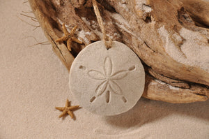 SAND DOLLAR ORNAMENT, SAND ORNAMENT, TROPICAL SEASIDE ORNAMENT, COASTAL BEACH GIFT, MADE IN FLORIDA, BEACH LOVER GIFTS, BEACH SAND KEEPSAKES, VACATION SOUVENIR, GIFT SHOP OWNERS, PROMOTIONAL ITEMS, PARTY FAVOR, SPECIAL EVENT, COLLECTIBLES, HAND-CRAFTED, FUNDRAISER, BRIDAL SHOWER FAVORS, DESTINATION WEDDING, BEACH WEDDING FAVORS