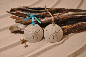SAND DOLLAR ORNAMENT, SAND ORNAMENT, TROPICAL SEASIDE ORNAMENT, COASTAL BEACH GIFT, MADE IN FLORIDA, BEACH LOVER GIFTS, BEACH SAND KEEPSAKES, VACATION SOUVENIR, GIFT SHOP OWNERS, PROMOTIONAL ITEMS, PARTY FAVOR, SPECIAL EVENT, COLLECTIBLES, HAND-CRAFTED, FUNDRAISER, BRIDAL SHOWER FAVORS, DESTINATION WEDDING, BEACH WEDDING FAVORS