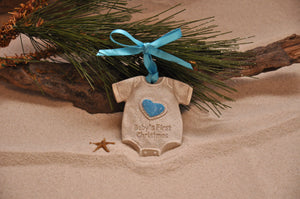 BABY'S FIRST CHRISTMAS, BABY ONESIE, BABY GIFT, CHRISTMAS, XMAS, HOLIDAY GIFT, SEASIDE CHRISTMAS, CHRISTMAS ORNAMENT, SEASONAL DÉCOR, HOLIDAY ORNAMENT, SAND ORNAMENT, TROPICAL SEASIDE ORNAMENT, COASTAL BEACH GIFT, MADE IN FLORIDA, BEACH LOVER GIFTS, BEACH SAND KEEPSAKES, VACATION SOUVENIR, GIFT SHOP OWNERS, PROMOTIONAL ITEMS, PARTY FAVOR, SPECIAL EVENT, COLLECTIBLES, HAND-CRAFTED, FUNDRAISER